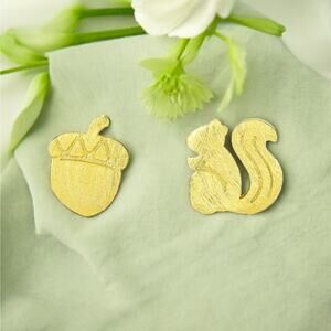 NEW 18K yellow gold plated over silver squirrel acorn stud earrings jewelry B16A